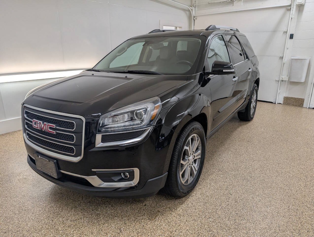 Used 2016 GMC Acadia SLT AWD/4WD image 2