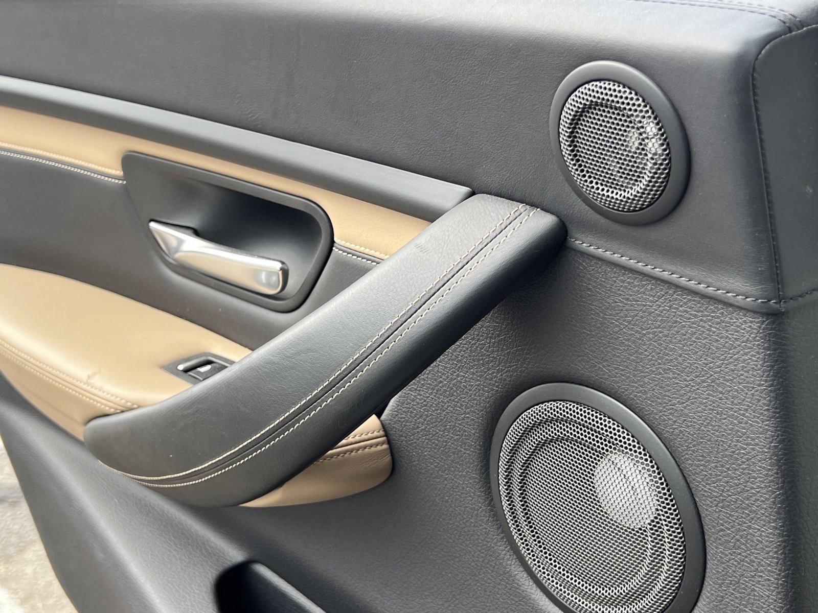 Used 2016 BMW M3 image 33