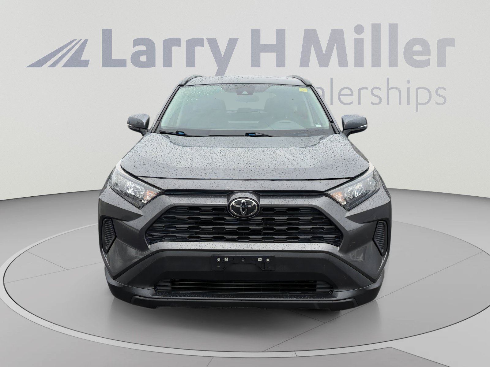 Used 2021 Toyota RAV4 LE AWD/4WD image 8