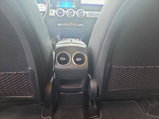 Used 2022 Mercedes-Benz GLB 250 image 17