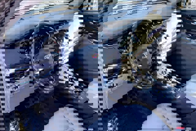 Used 2023 Cadillac XT4 Luxury w/ Cold Weather Package image 14