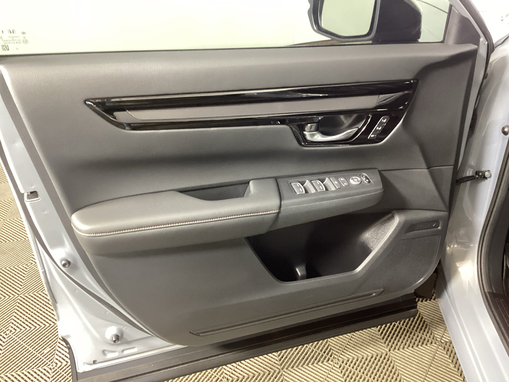 Used 2026 Honda CR-V Sport Touring image 17