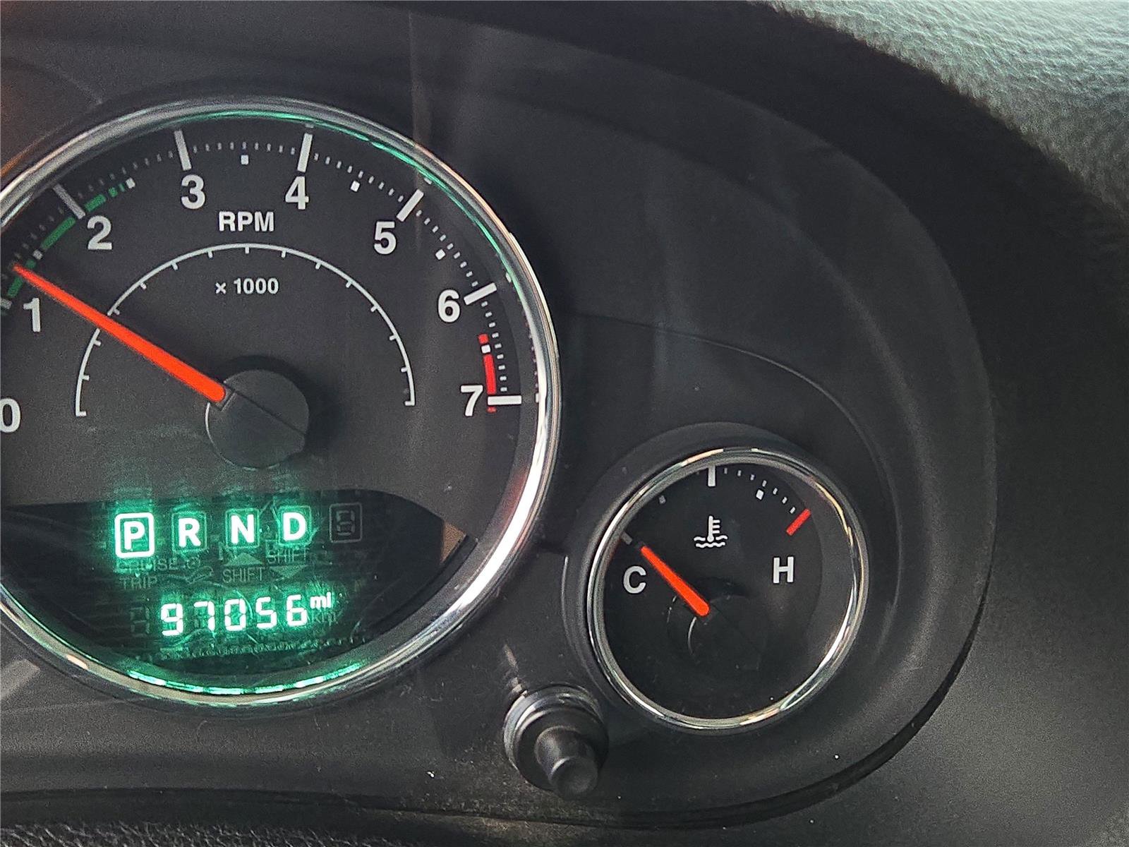 Used 2017 Jeep Wrangler Unlimited Sahara w/ Connectivity Group image 6