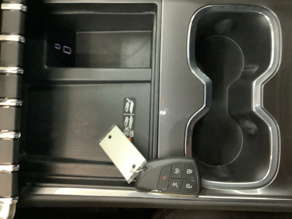 Used 2025 GMC Acadia Elevation FWD image 20