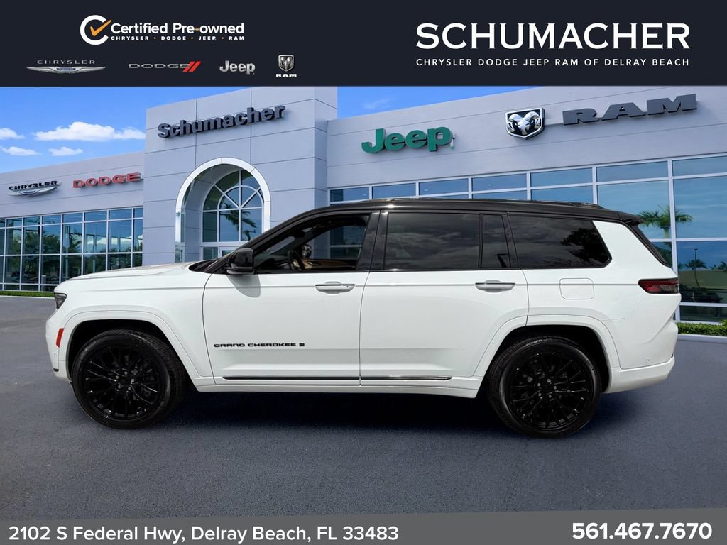Used 2023 Jeep Grand Cherokee L Summit AWD/4WD image 4