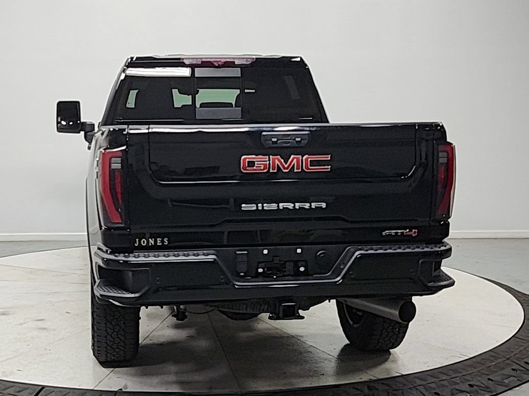 Used 2024 GMC Sierra 2500 AT4 w/ AT4 Premium Plus Package AWD/4WD image 6