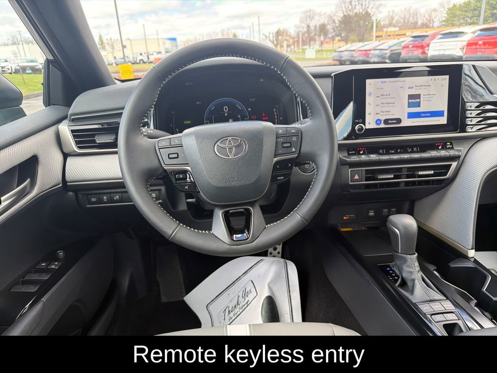 Used 2026 Toyota Camry SE w/ Convenience Package image 13