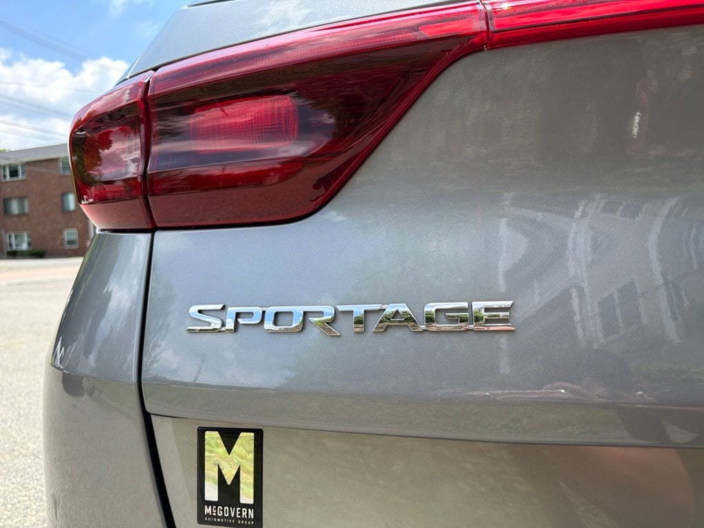 Certified 2022 Kia Sportage EX AWD/4WD image 11