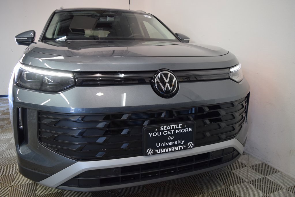 New 2025 Volkswagen Tiguan S image 2