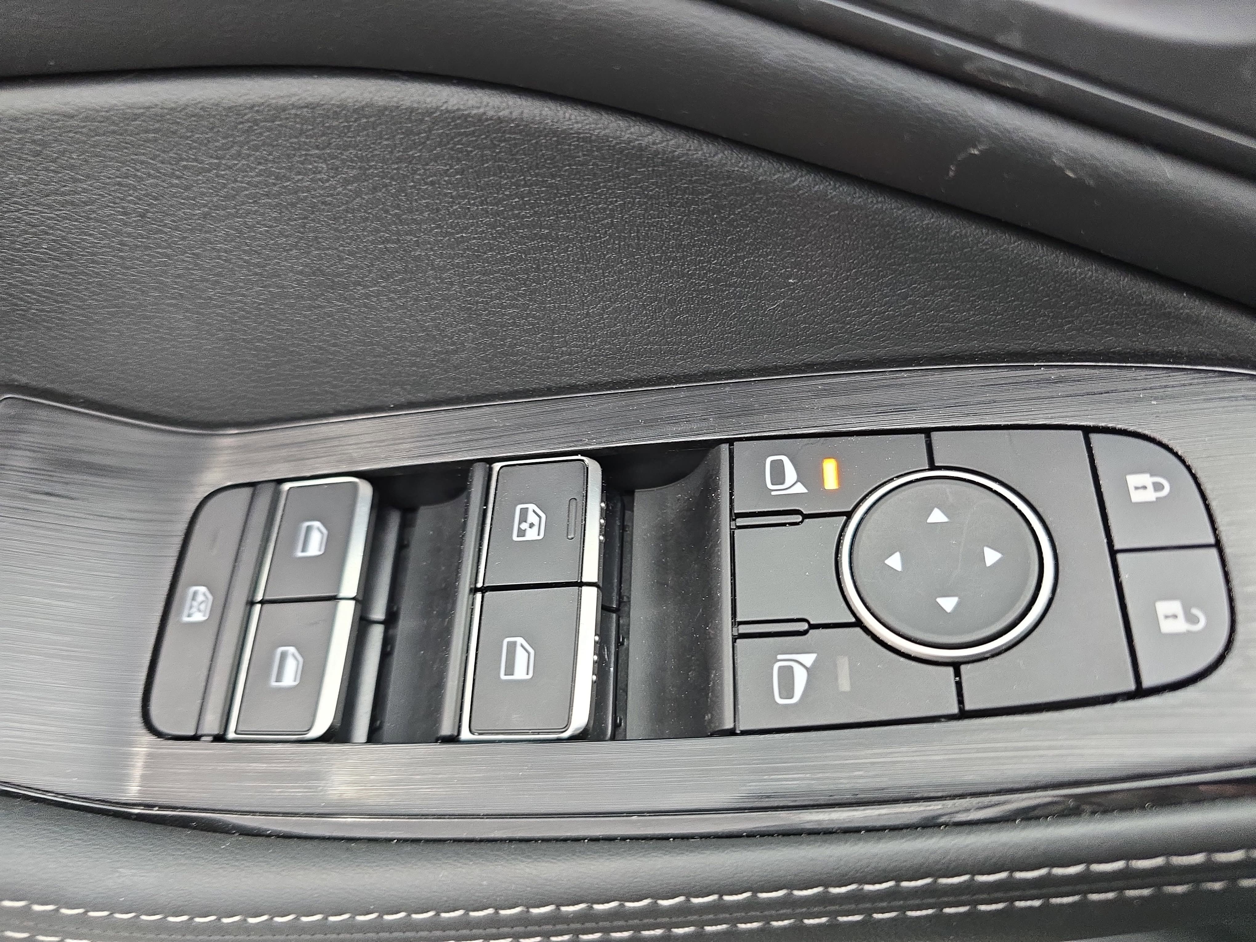 Certified 2023 Nissan Rogue SL w/ SL Premium Package image 28