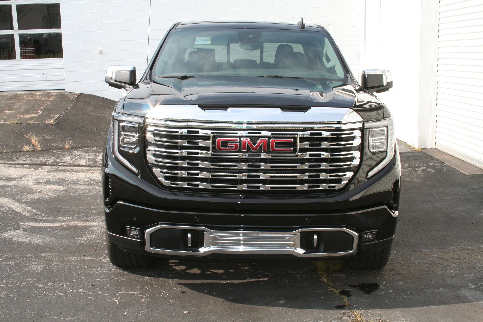 Used 2024 GMC Sierra 1500 Denali w/ Denali Reserve Package image 2