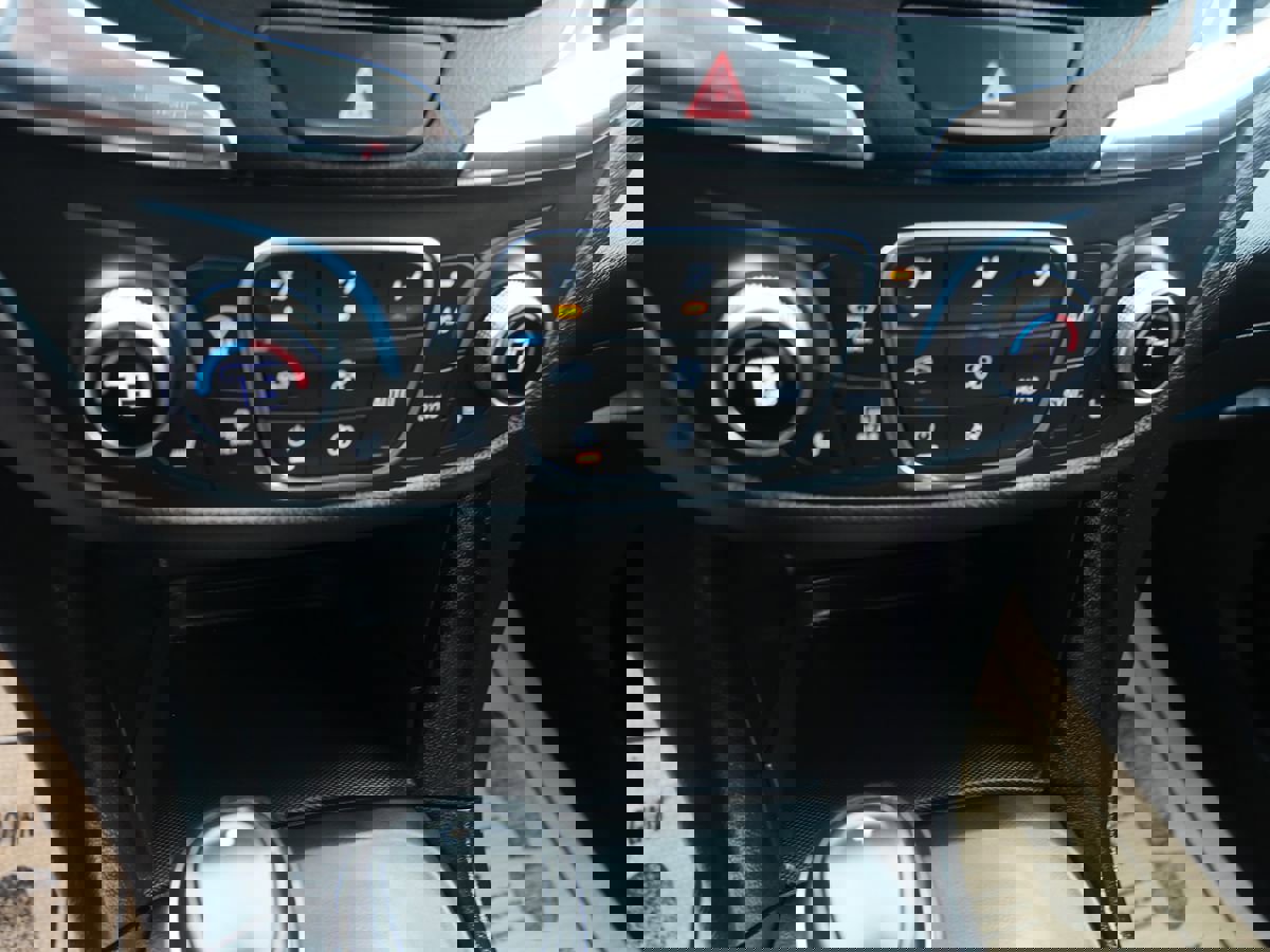 Used 2019 Chevrolet Equinox LT image 15