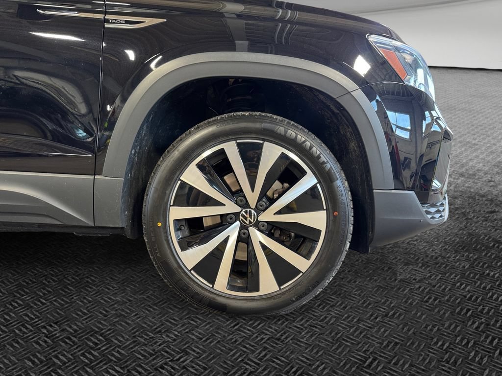 Used 2022 Volkswagen Taos SE AWD/4WD image 11