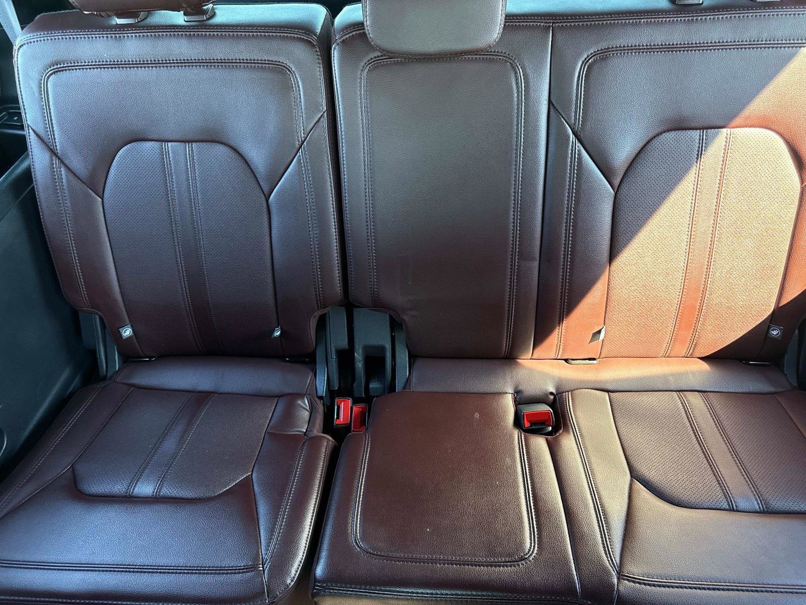 Used 2023 Ford Expedition Limited image 15