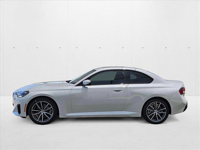 Used 2025 BMW 230i xDrive Coupe image 5