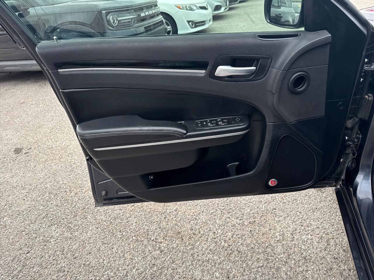 Used 2017 Chrysler 300 S AWD/4WD image 11