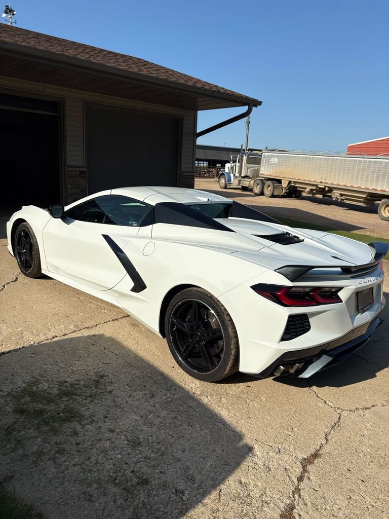 Used 2020 Chevrolet Corvette Stingray Premium Conv w/ 3LT Preferred Equipment Group image 4