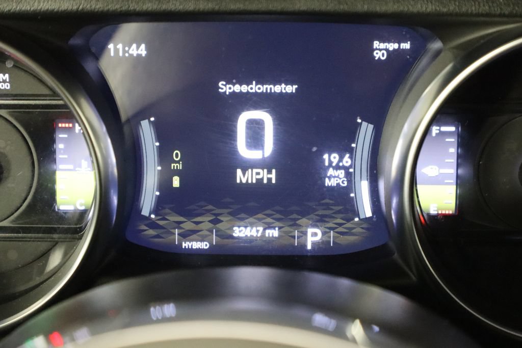 Used 2023 Jeep Wrangler Unlimited Sahara w/ Cold Weather Group AWD/4WD image 39