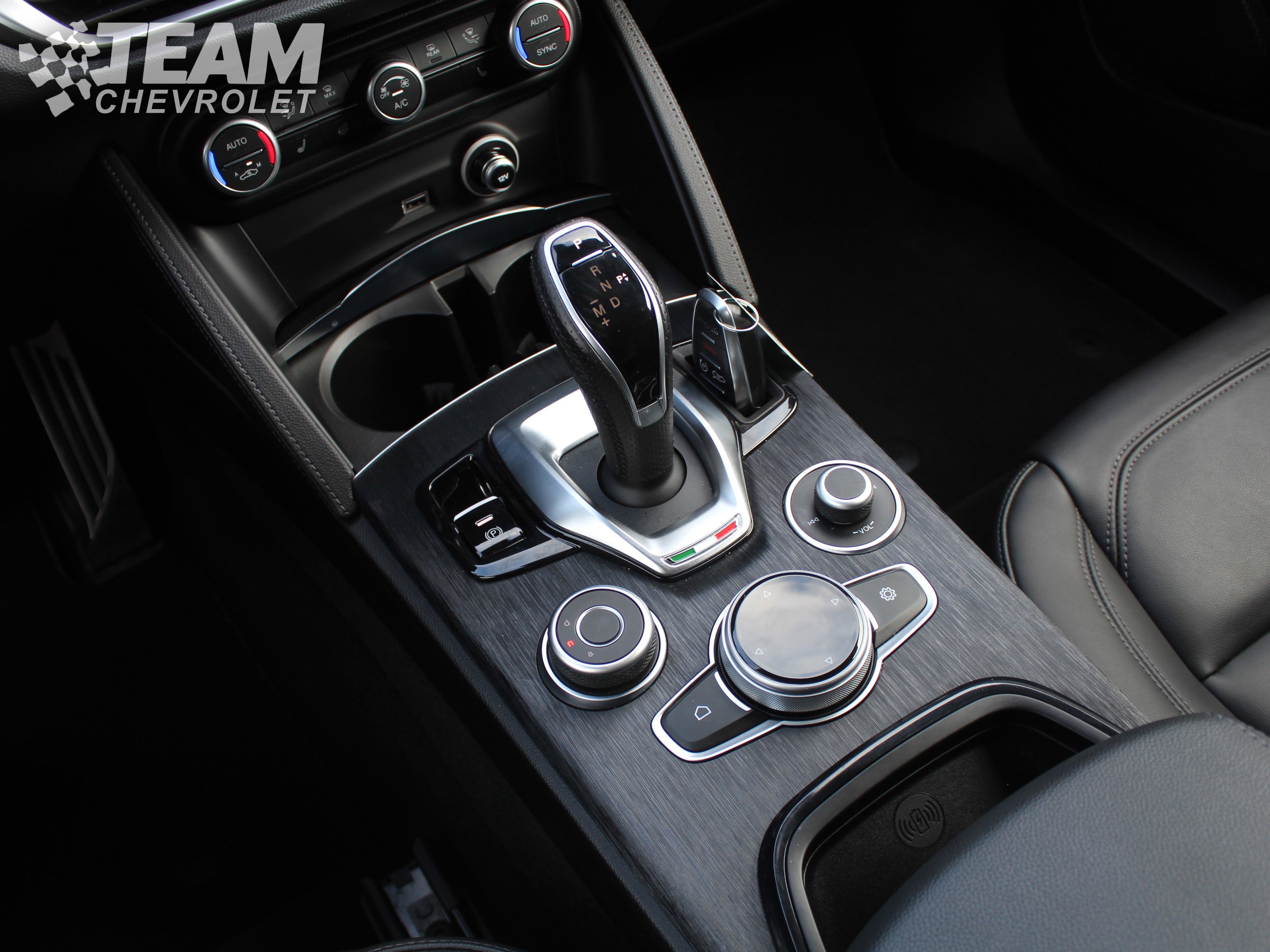 Used 2024 Alfa Romeo Stelvio Sprint image 19