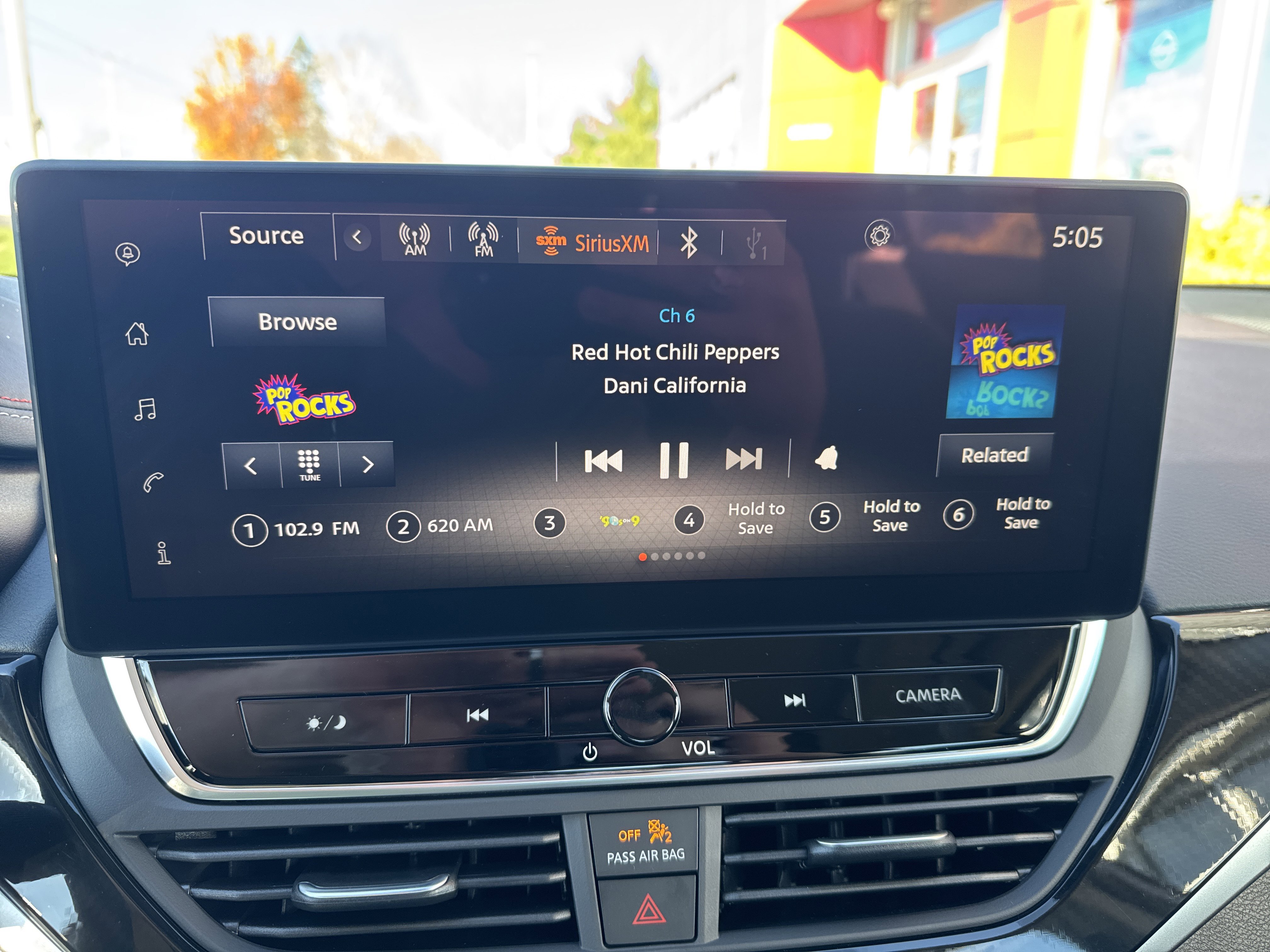 New 2025 Nissan Altima 2.5 SR image 23