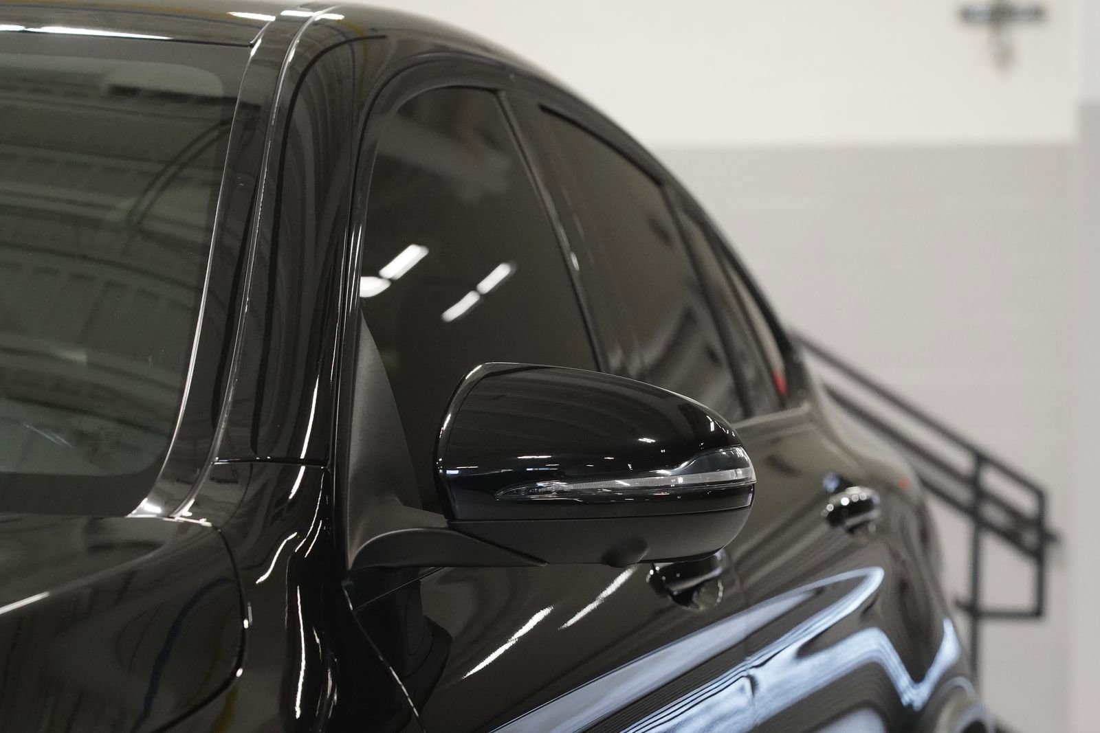 Certified 2022 Mercedes-Benz GLC 300 4MATIC Coupe image 9