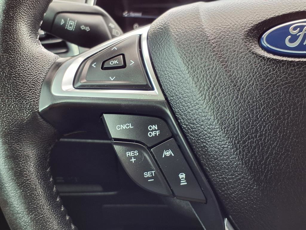 Used 2021 Ford Edge SEL image 18