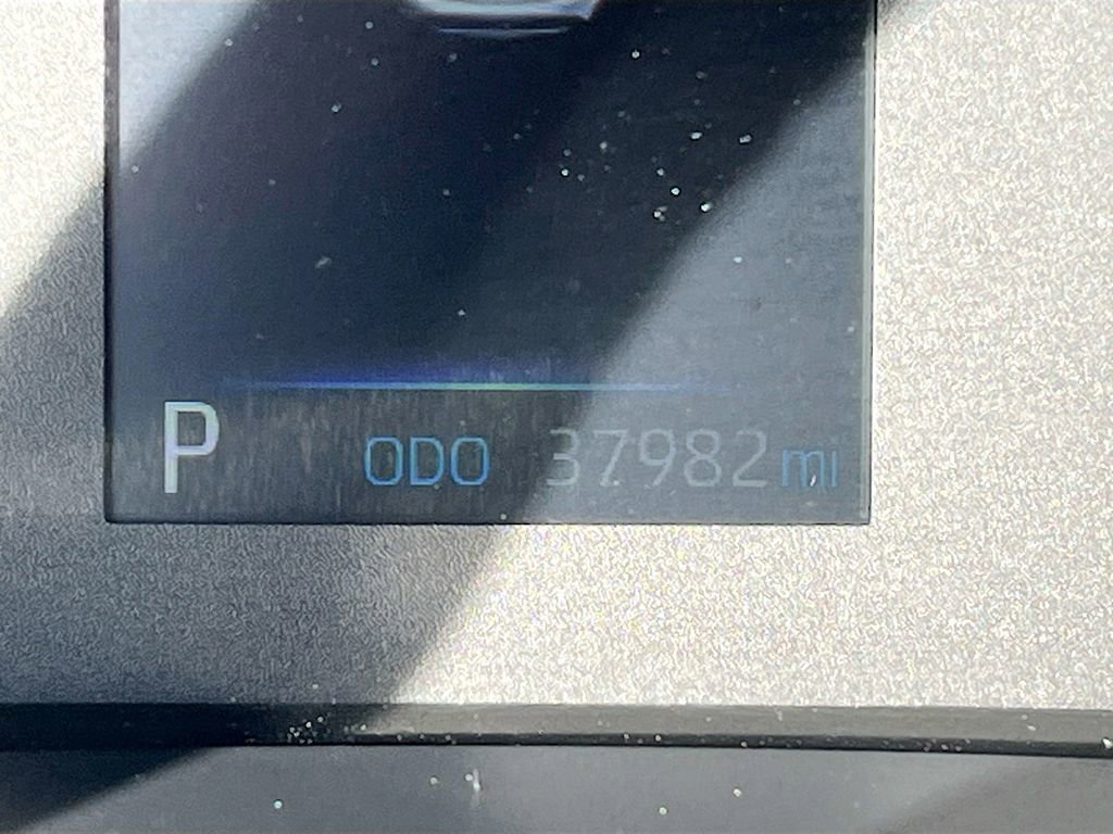 Used 2023 Toyota Corolla SE w/ SE Premium Package image 12