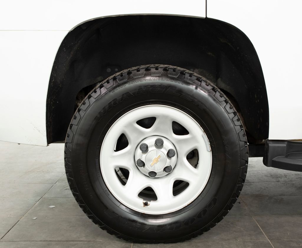 Used 2015 Chevrolet Tahoe 4WD image 15