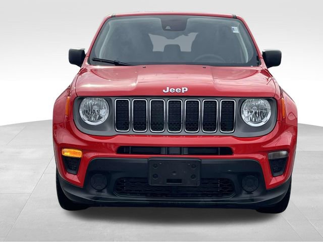 Used 2023 Jeep Renegade Latitude image 2