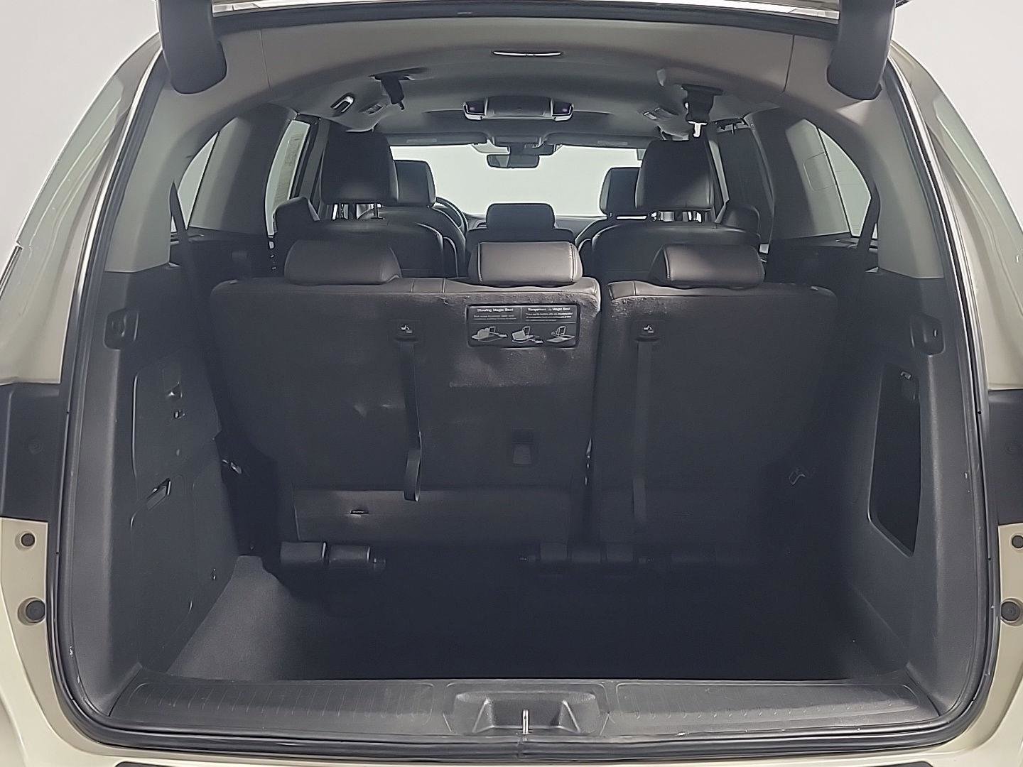 Certified 2019 Honda Odyssey Touring image 7