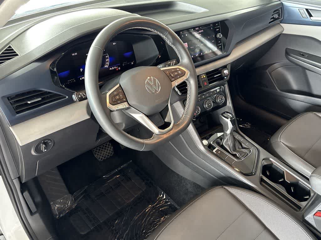 Used 2023 Volkswagen Taos SE FWD image 13