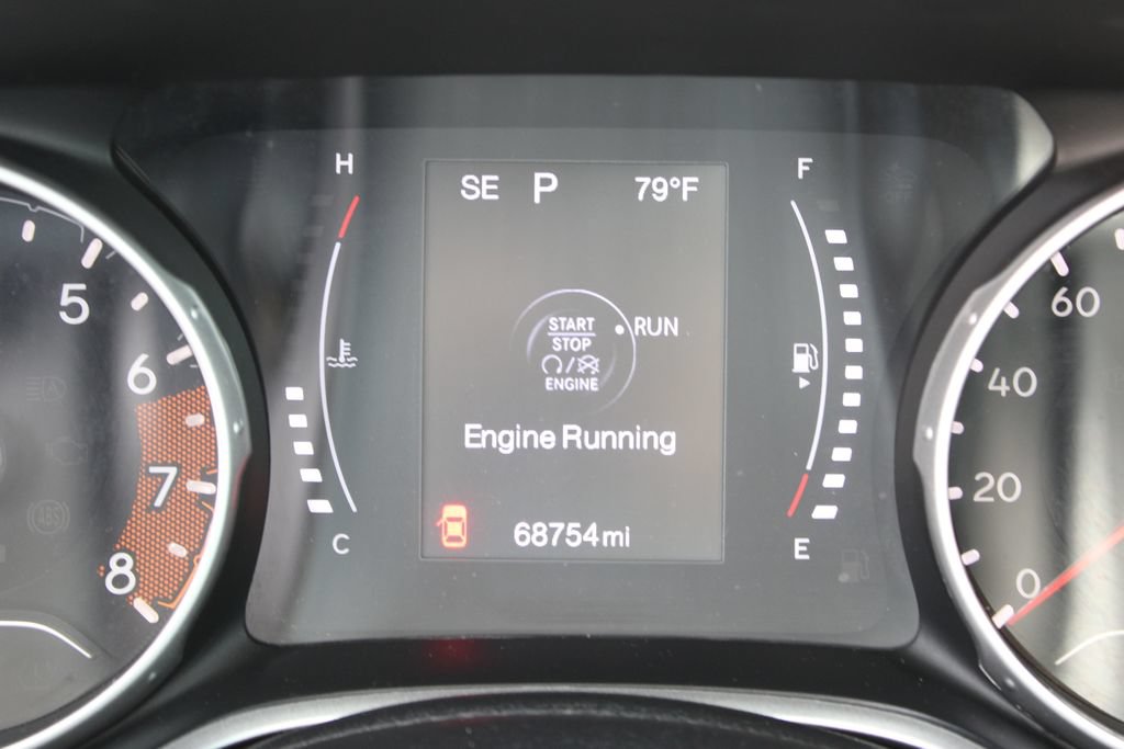 Used 2021 Jeep Compass Latitude w/ Sun and Sound Group AWD/4WD image 16