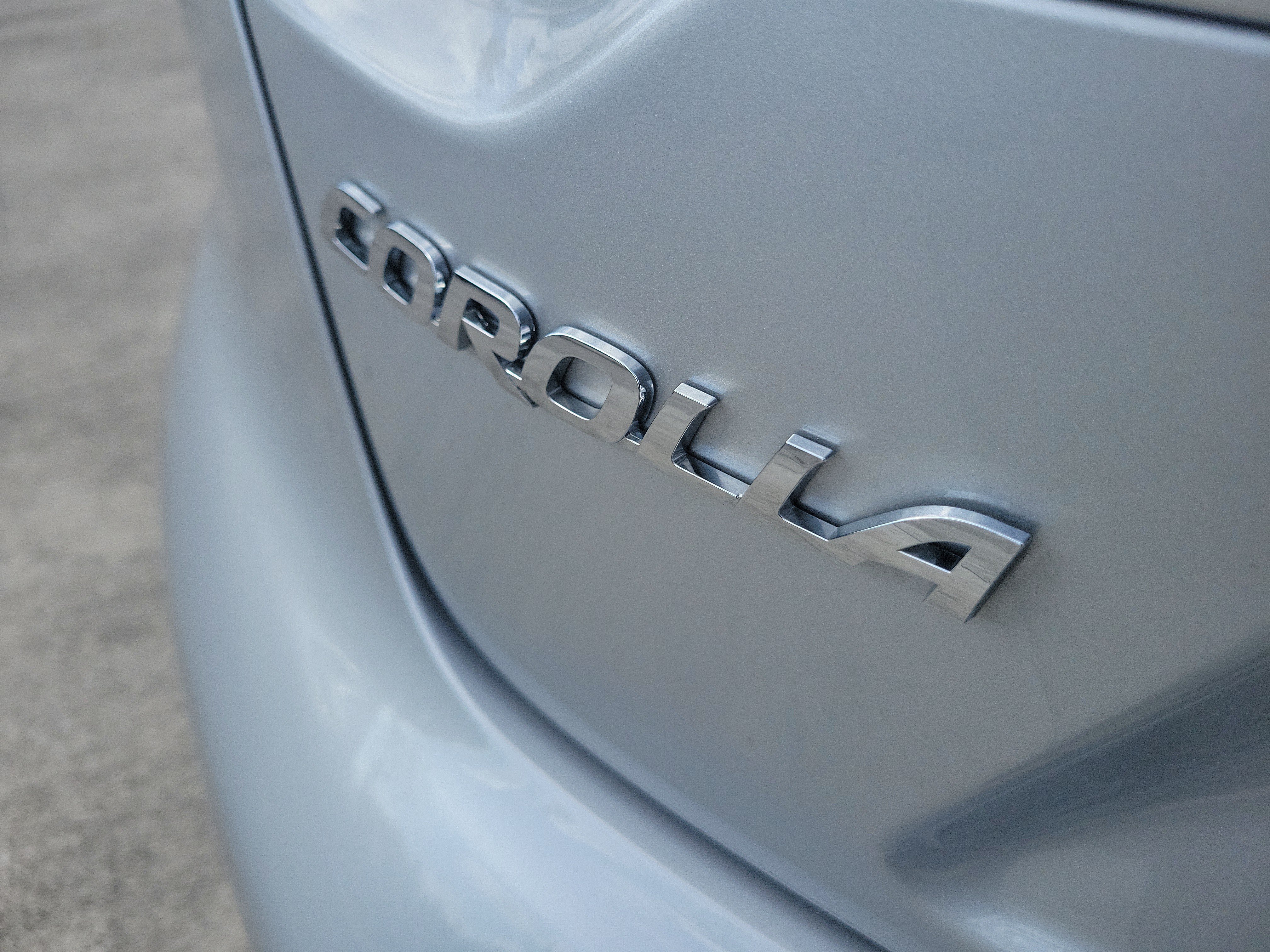 Used 2026 Toyota Corolla LE FWD image 10