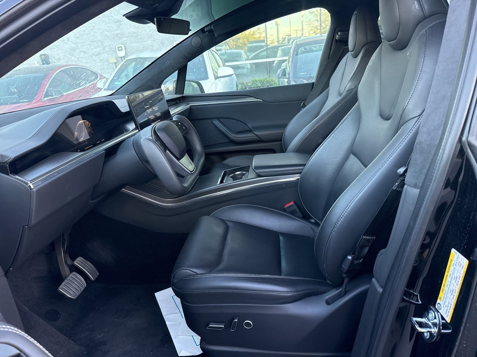 Used 2023 Tesla Model X Plaid image 5