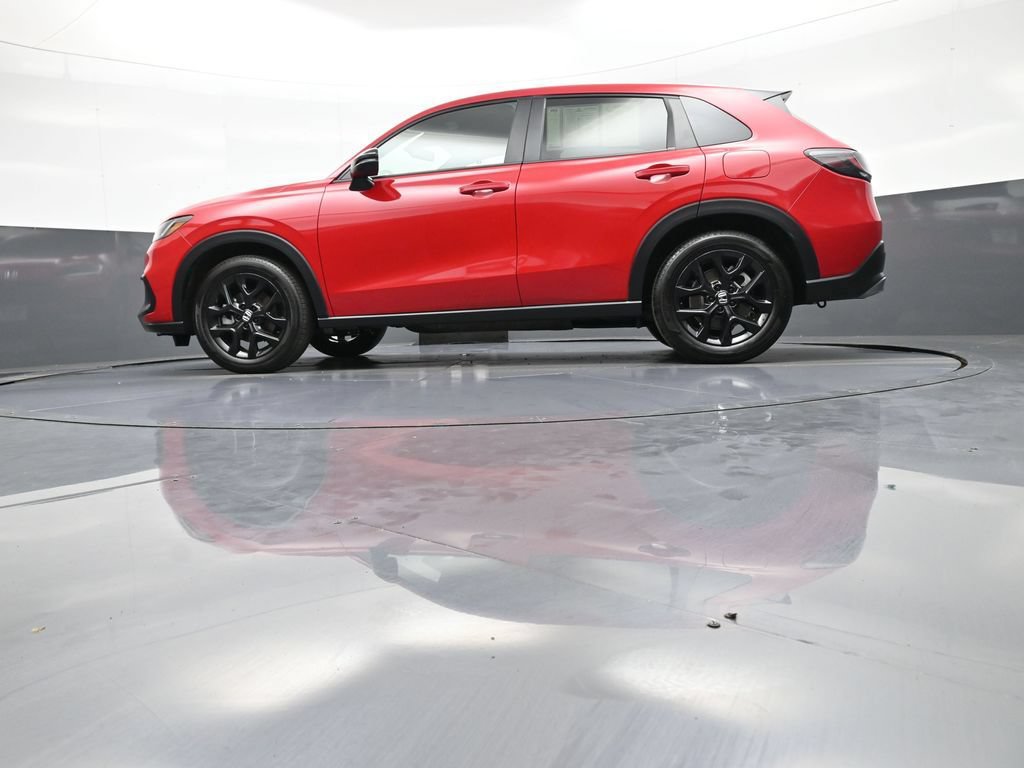 Certified 2025 Honda HR-V Sport image 31