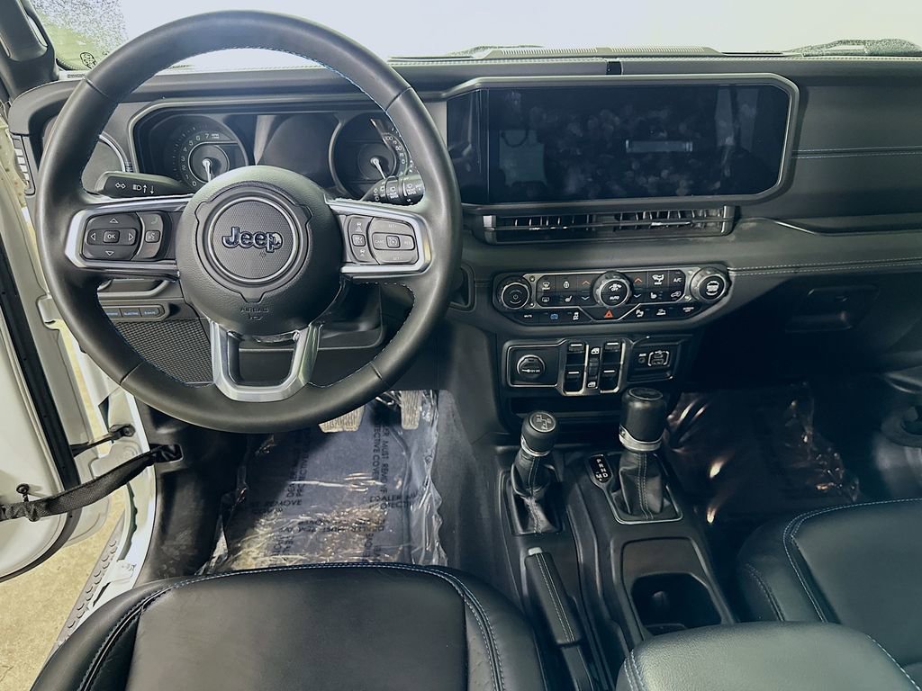 Used 2024 Jeep Wrangler High Altitude image 17