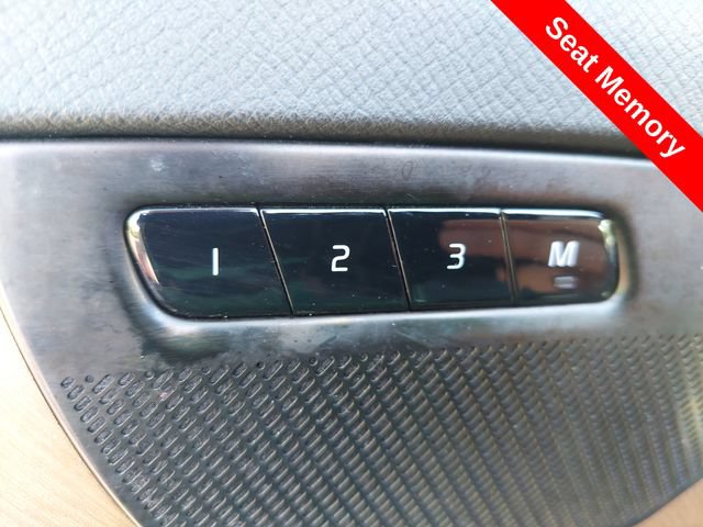 Used 2021 Volvo XC90 T8 Inscription Expression w/ Advanced Package AWD/4WD image 17