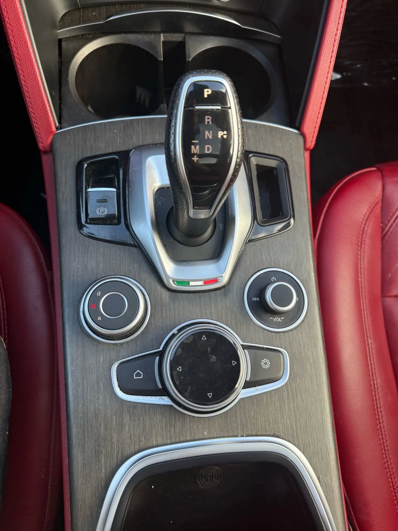 Used 2021 Alfa Romeo Stelvio Ti w/ Active Assist 2 Package TI image 26