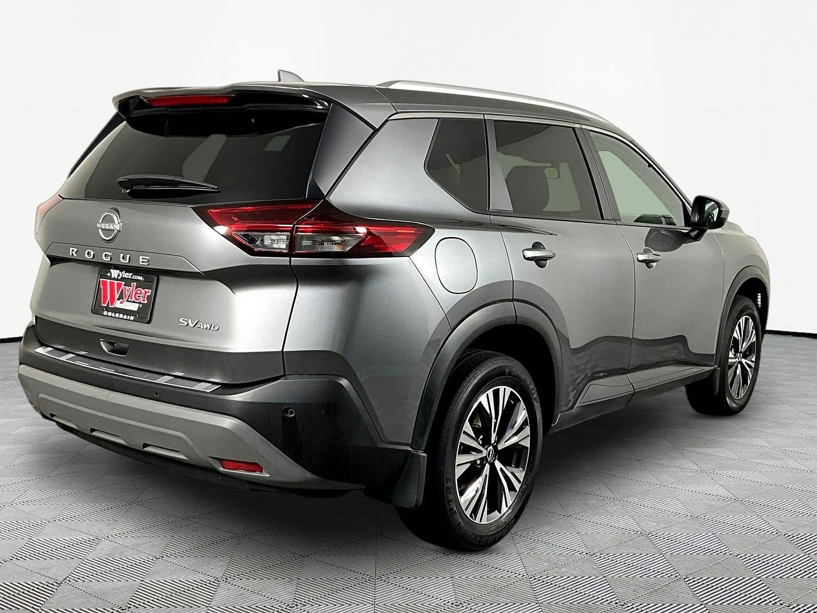 Certified 2023 Nissan Rogue SV w/ SV Premium B Package AWD/4WD image 6