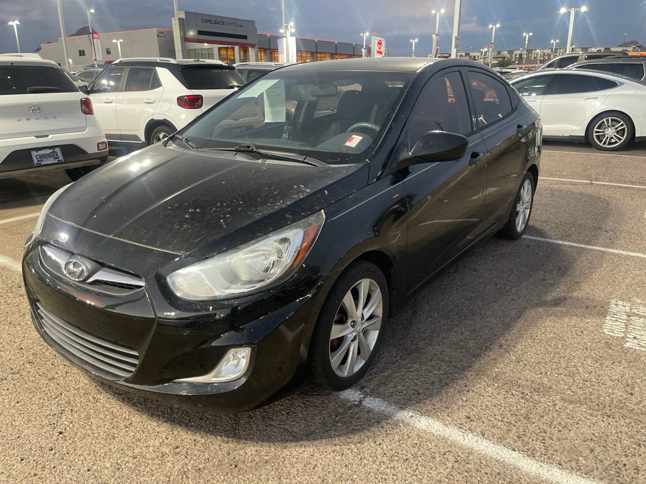 Used 2012 Hyundai Accent GLS w/ Premium Pkg 3 FWD image 3