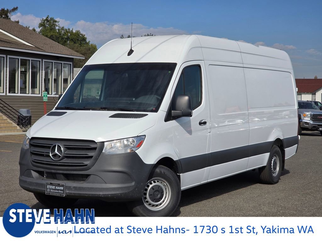 Used 2024 Mercedes-Benz Sprinter 2500 image 1