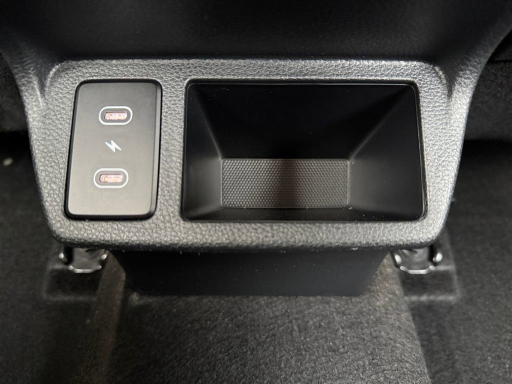 Used 2024 Kia Seltos EX FWD image 30