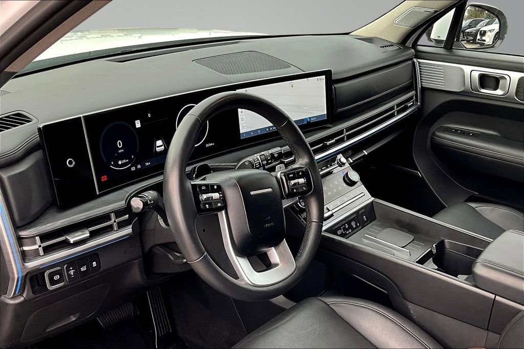 Used 2025 Hyundai Santa Fe Limited image 17