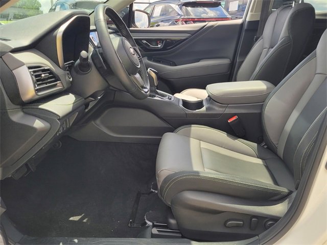 Used 2024 Subaru Outback Onyx Edition image 5