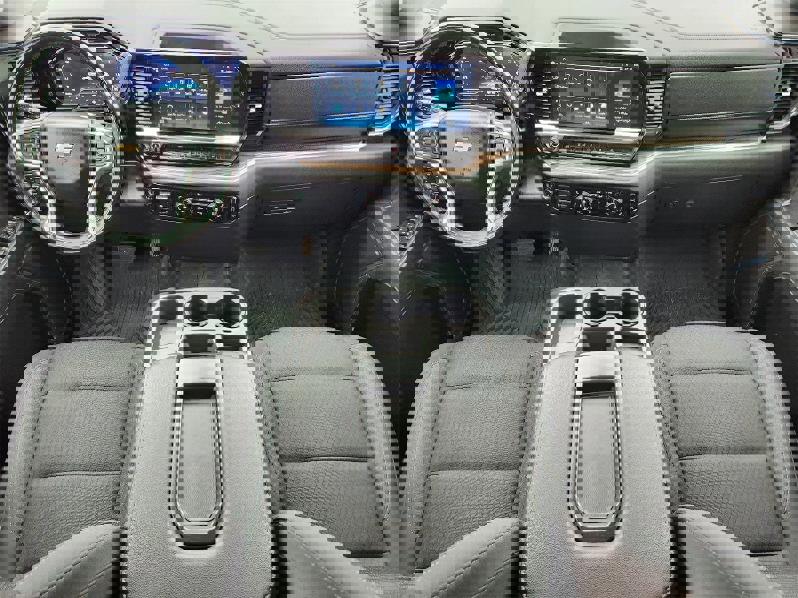 Used 2024 Chevrolet Silverado 2500 LT image 26