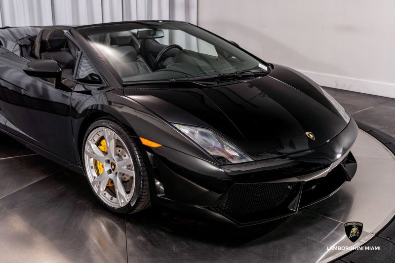 Used 2012 Lamborghini Gallardo LP 560-4 image 2