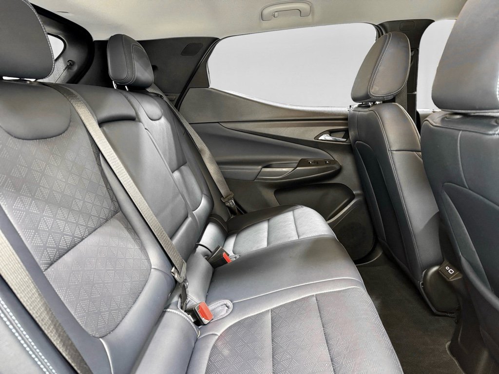 Used 2023 Chevrolet Bolt EUV Premier FWD image 21