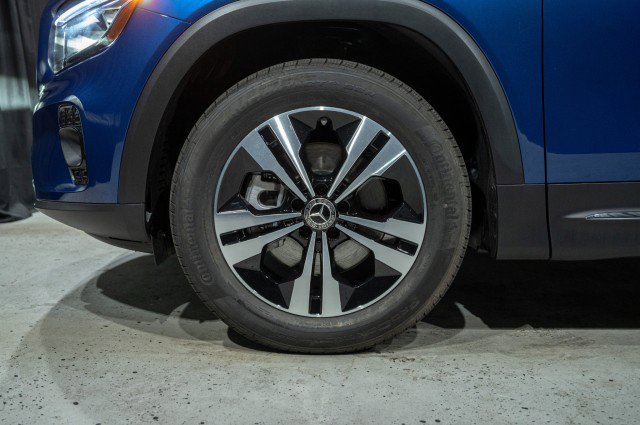 Certified 2026 Mercedes-Benz GLB 250 4MATIC image 7