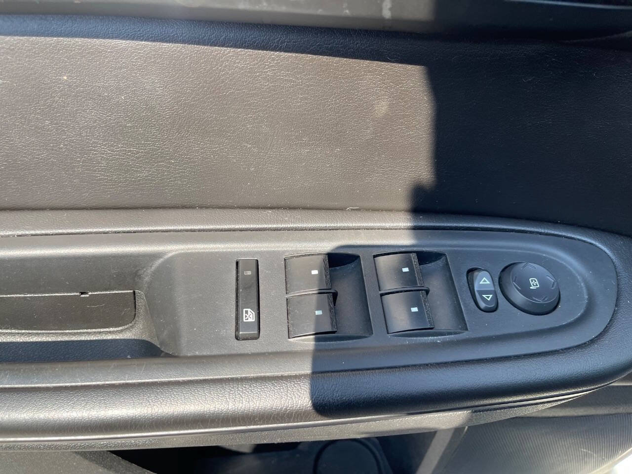 Used 2016 Chevrolet Traverse LT w/ Style and Technology Package FWD image 12