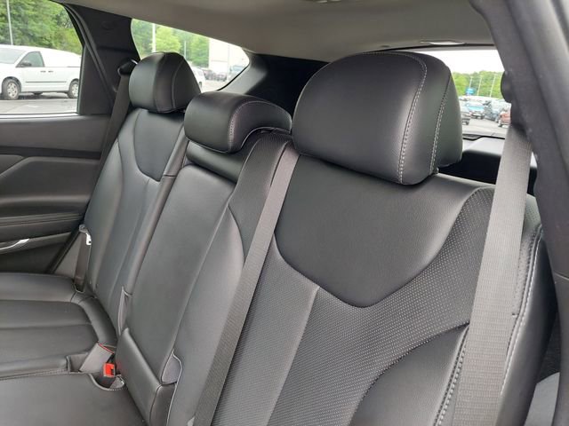 Used 2023 Hyundai Santa Fe SEL Premium AWD/4WD image 16